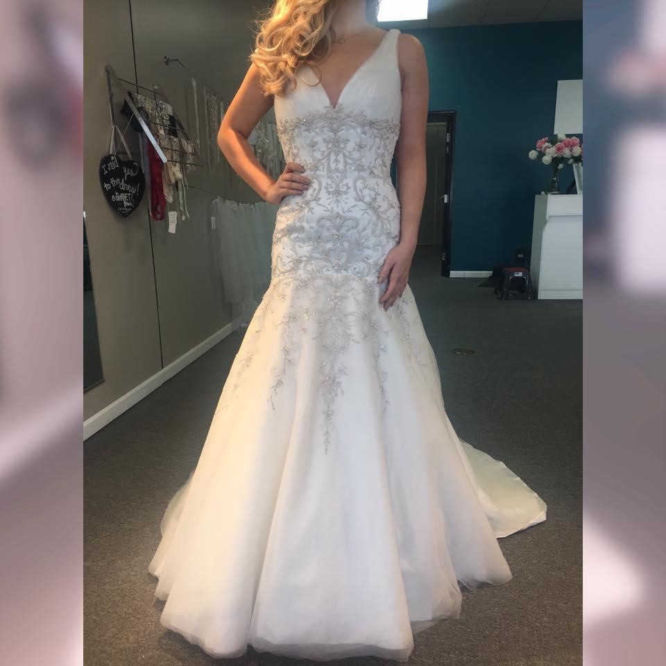 Wedding dress 2025 clearance near me