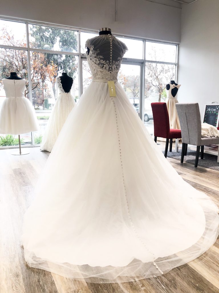 Off the outlet rack wedding gowns