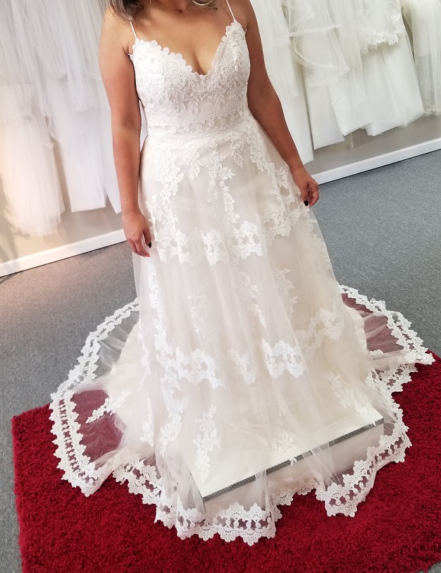 boho aline wedding dress with hem lace detail