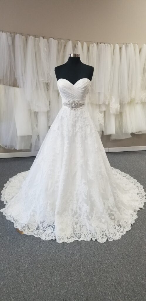 Wedding Dresses Under $1000 - Sample Sale - GARNET + grace Bridal Salon