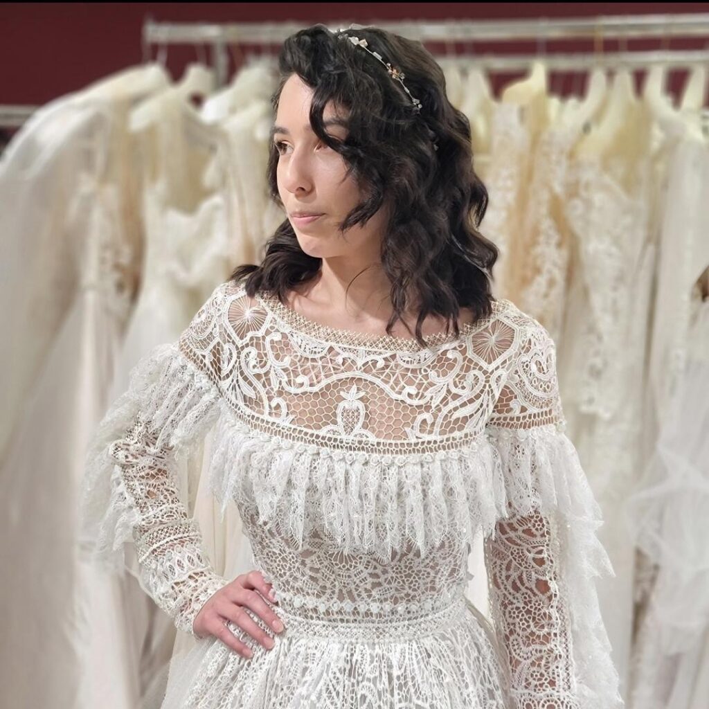 Lace fringe wedding outlet dress